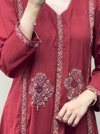 traditional wear for women