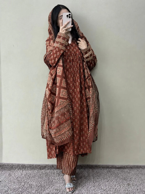 ethnic wear for women